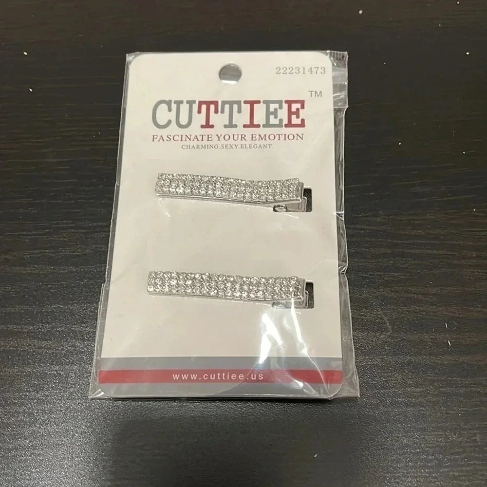 CUTTIEE Elegant Silver Fashion Jewelry Elastics Makeup Pouch Bundle